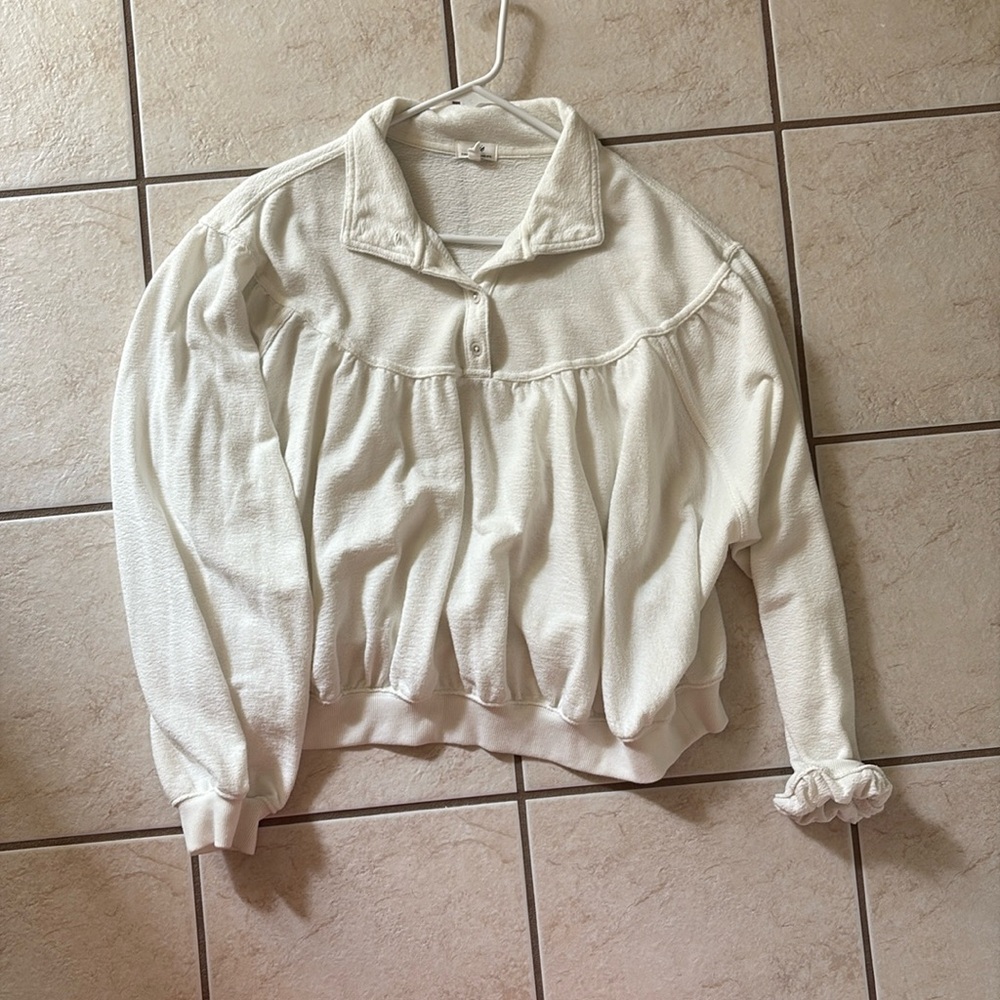 Like New Aerie white button top